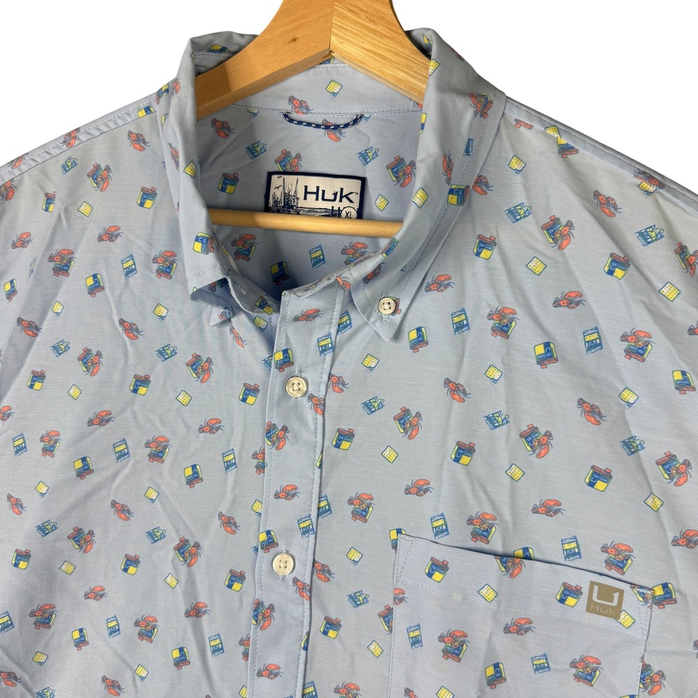 Huk Pursuit Mens XL Light Blue Lobster Cooler Print Short Sleeve Button Down